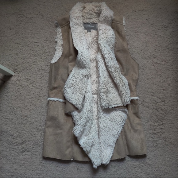 Johnston & Murphy Women's Faux Vegan Suede Fur Lined Vest Tan Cream Open Front - Picture 1 of 5